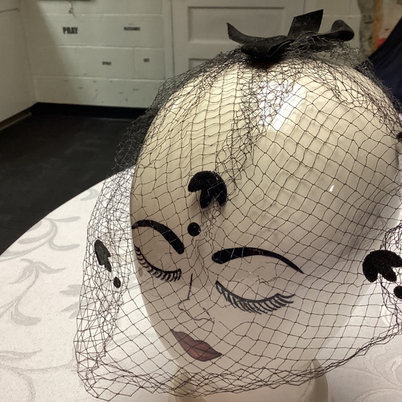 Vintage knitted hat, black - Picture 2 of 4